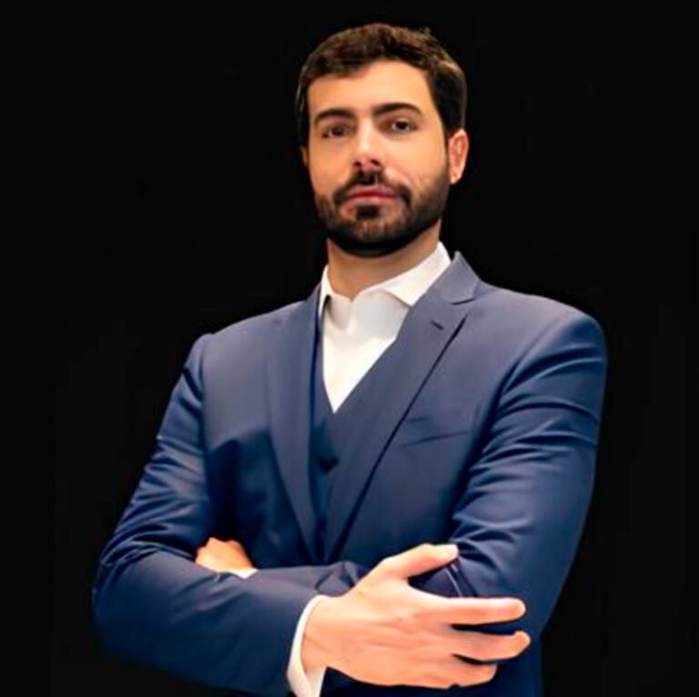 ce9b0f5fd7ab4700abc2e4980bea3a3(1)